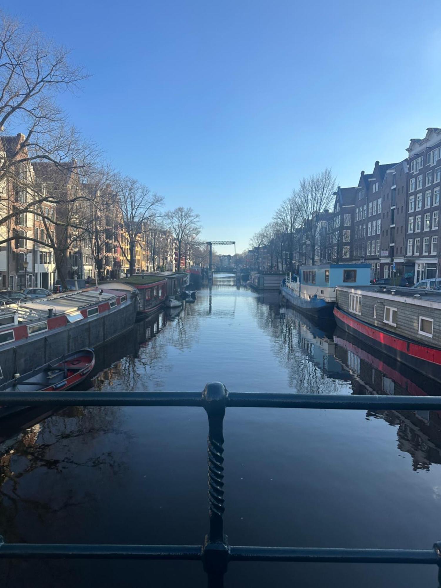 Houseboat Bnb The Floating Nest Amsterdam Ngoại thất bức ảnh
